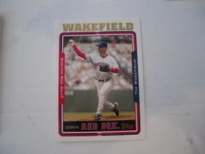 2005 Topps #74 Tim Wakefield - Foto 1 di 2
