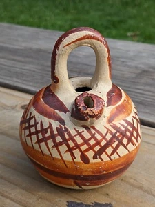 Ceramica artistica messicana vintage dipinta a mano con beccuccio arancione marrone - Foto 1 di 9