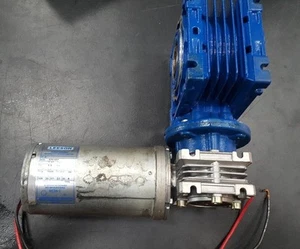 LEESON 970.601 MOTOR W/ MOTOVARIO NMRV-025 W/ MOTOVARIO NMRV/040 REDUCER - Picture 1 of 5