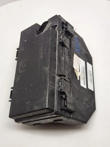 68239606AA 2015 Dodge Caravan TIPM Totally Integrated Power Module - Picture 1 of 4