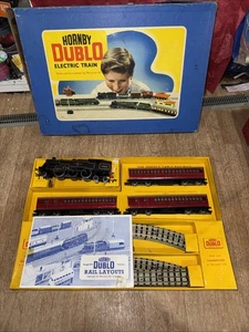 Hornby Dublo 3-Rail EDP14 2-6-4 Tank Passenger Train Set 30014 B.R. Lok 80033 - Bild 1 von 16