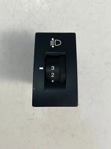 HYUNDAI COUPE HEADLIGHT ADJUSTER SWITCH 933702C800 A695 - Picture 1 of 10