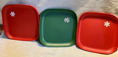 Plato de almuerzo Tupperware de colección 2 rojo y 1 cuadrado verde 8" vacaciones REEMPLAZO EE. UU. Foto 1 de 4