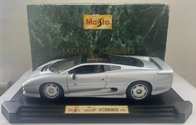 Espejo retrovisor independiente Maisto escala 1:12 Jaguar XJ220 1992 plateado en caja 33201 Foto 1 de 4
