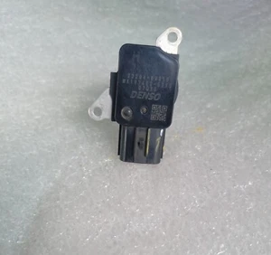 ✅️ TOYOTA CAMRY RAV4 SIENNA MASS AIR FLOW MAF SENSOR 22204-0V010 OEM 4RUNNER - Picture 1 of 3