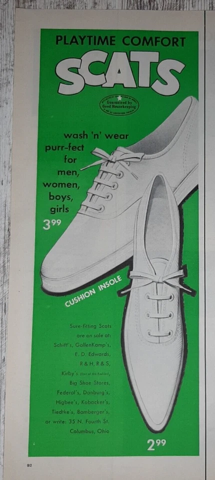 1961 Scats 复古印花广告鞋 Playtime Comfort Wash 穿着白色男人女人孩子 — 第 1/1 张图片