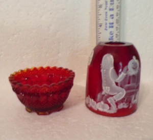 LOOK FENTON ART GLASS RED HALLOWEEN FAIRY LAMP HANDPAINTED AND SIGN DISPLAY - Picture 1 of 10