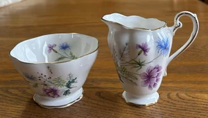 ROYAL STANDARD CREAM & OPEN SUGAR BACHELOR BUTTON FLORAL GOLD RIM VINTAGE FOOTED - Picture 1 of 12