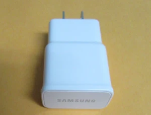 Genuine Original Samsung AC EP-TA12JWE 5.0 VOLT Travel Adapter Wall Charger USB - Zdjęcie 1 z 7