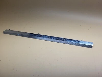 VINTAGE 1965 AMC RAMBLER MARLIN PAINEL CENTRAL PEÇA DE ACABAMENTO #3553625 USADO  - Imagem 1 de 4