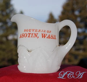 Jarra pequeña ORIGINAL antigua ASOTIN WASHINGTON recuerdo BLANCO VASO DE LECHE - Imagen 1 de 2
