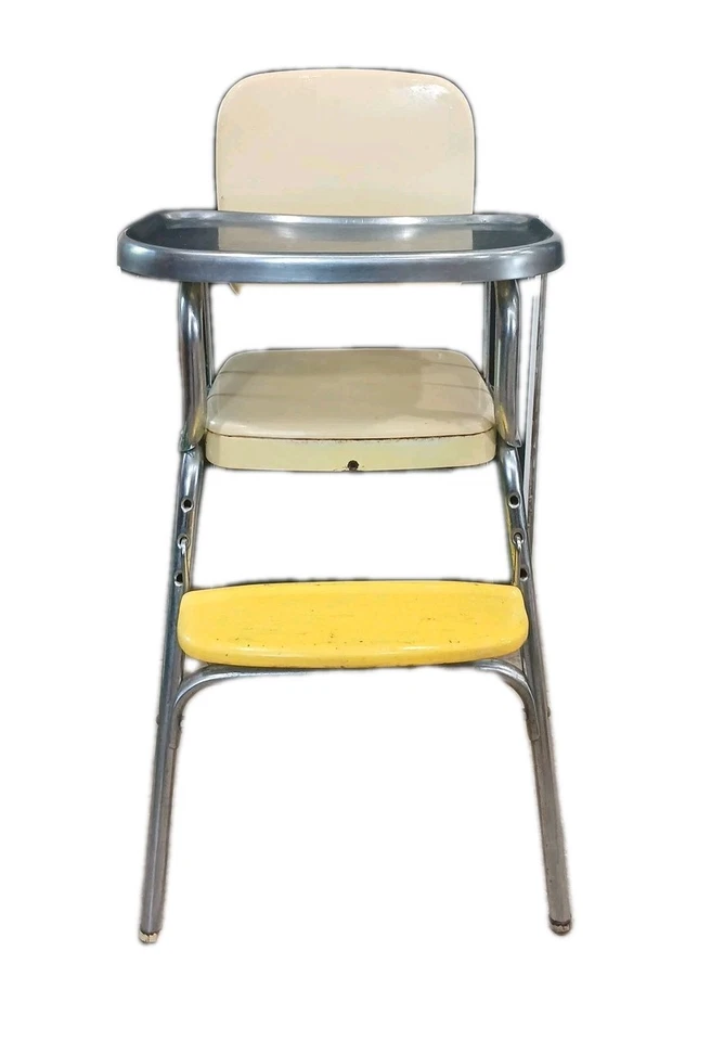 Trona antigua en excelente estado para su edad amarillo posible Cosco  Foto 1 de 4