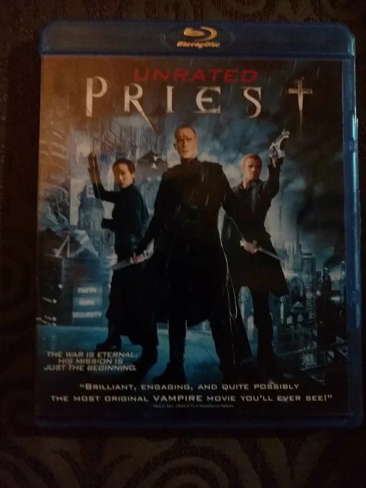 Priest (Blu-ray Disc, 2011)  Foto 1 de 1