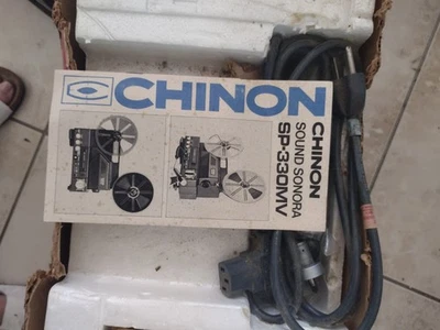 Projetor gráfico de filmes Chinon - Imagem 1 de 3