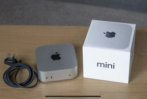 Apple Mac Mini M4 - 256GB/16GB RAM - Brand New - With Magic Mouse and keyboard - Afbeelding 1 van 6