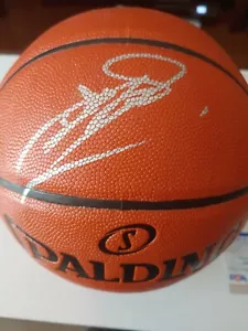 Dirk Nowitzki Signed Basketball PSA/DNA  Dallas Mavericks - Picture 1 of 3