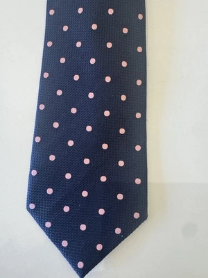 Corbata de seda para hombre Charles Tyrwhitt rosa azul marino lunares 100 % seda Foto 1 de 4