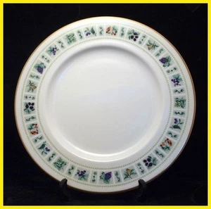 Royal Doulton Tapestry 10 1/2 Inch Dinner Plates - Picture 1 of 1