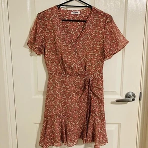 BB Dakota Pink Floral Crossover Frill Dress Drawstring Gathered Womens Size 4 - Picture 1 of 12