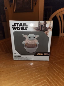 Star Wars Baby Yoda Das Kind Salz und Pfefferstreuer - Bild 1 von 3