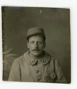 PHOTO d'identité Pas de Calais 1915, un militaire guerre 14-18 81 pattes de col - Picture 1 of 1
