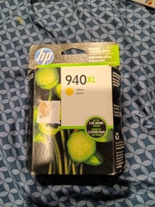 NEW GENUINE - HP 940XL YELLOW INK CARTRIDGE - C4909AN - Sealed Box Exp 5/21 - Picture 1 of 2