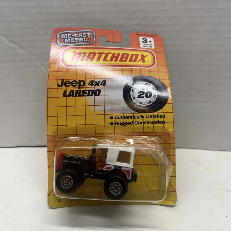 Matchbox SUPERFAST 1990 Nº5 4x4 Jeep LAREDO NEGRO NUEVO SELLADO DE FÁBRICA TARJETA EE. UU. Foto 1 de 4