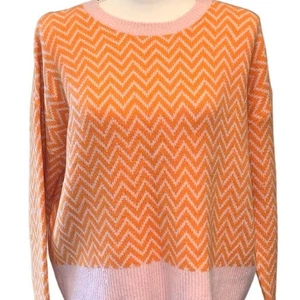 Suéter NORDSTROM Atlántico-Pacífico X Halógeno Suave Zigzag Rosa/Naranja Grande Nuevo con Etiquetas - Imagen 1 de 10