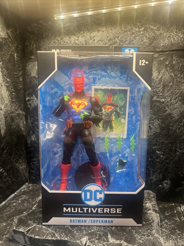 DC Multiverse 蝙蝠侠/超人融合 7 英寸比例可动人偶 — 第 1/4 张图片