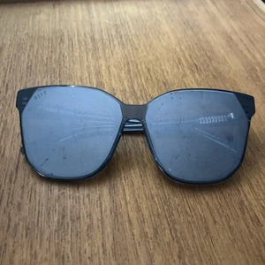 DIFF EYEWEAR GIA SQUARE SUNGLASSES Blue 62-14-145 Worn* De01-0121 Nsssn - Picture 1 of 5