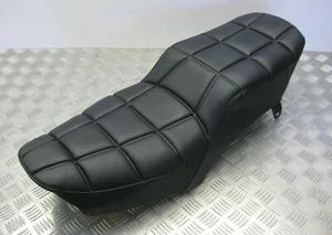 SUZUKI GS450L 1980-1982, NEW ORIGINAL NOS SEAT ASSY, 45100-44216-41G - Foto 1 di 4