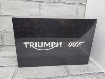 Corgi CC08402 James Bond Triumph Scrambler 1200 - Image 1 of 3