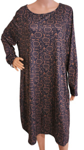 Women's size XXL (20) stretchy print dress with side pockets and long sleeves