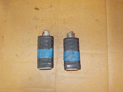 1983 年本田 CX650C 定制原始设备制造商后脚钉(2 件套) — 第 1/3 张图片