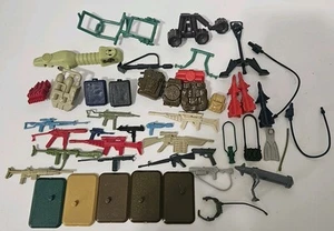 Vtg 80s Gi Joe Accessorie Lot - Picture 1 of 3