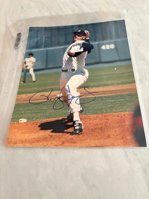 Roger Clemens Boston Red Sox pitching great autographed color 8x10 photo! - Image 1 of 4