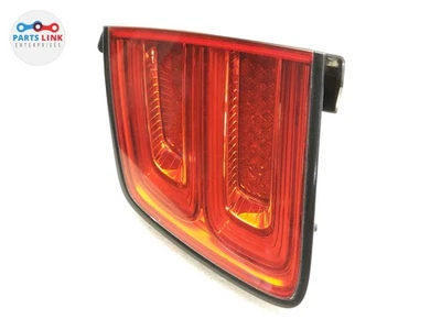 16-20 BENTLEY BENTAYGA LUZ TRASERA DERECHA PUERTA TRASERA INTERIOR MOLDURA NEGRA 636 Foto 1 de 4