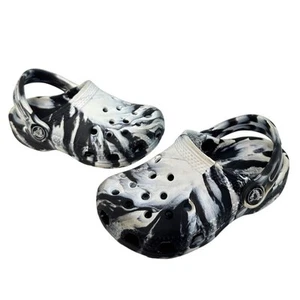 Crocs Kids Toddler Size 8C Black and White Marbled Clog Sandal Summer Beach Pool - Picture 1 of 8