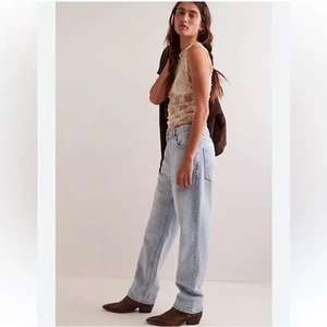 NUEVO Pantalones de mezclilla rectos de tiro medio Free People We The Free Zane talla 30 - Imagen 1 de 10
