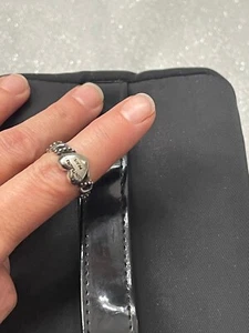 Yves Saint Laurent Black Vanity Jewelry Make-up Organizer Silver Heart Ring - Picture 1 of 12