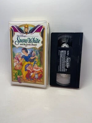 Walt Disney Masterpiece Collection Snow White and the Seven Dwarfs VHS 1994 - Image 1 of 4