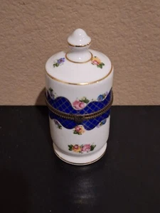 Caja de baratijas vintage 1898 China Co con bisagras porcelana floral adorno dorado 4,75" x 2,5" - Imagen 1 de 8