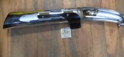 Silenciador de llanta Triumph Rocket III 2017 Roadster stock OEM 2209802E11 Foto 1 de 4