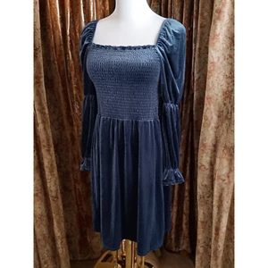 NEW MACY'S Smocked Velvet Dress Square Neck Puff Sleeves Blue Size Large - Picture 1 of 10