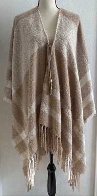 Poncho chal Marc New York de Andrew Mark talla única OS Foto 1 de 4