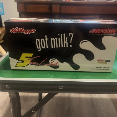 Acción #5 2003 Terry Labonte Kelloggs/¿Tienes leche? Monte Carlo Diecast ¡SELLO DE FÁBRICA! Foto 1 de 4