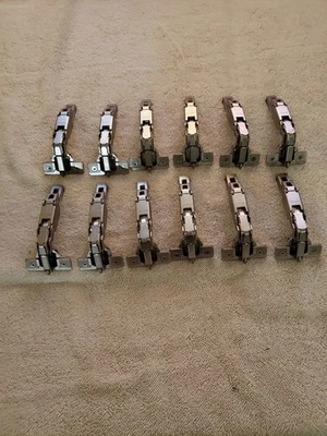 12 SALICE 165 graus sobreposição completa fechamento automático com cavilhas, C2RFA99 - Imagem 1 de 4