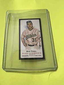 Mini Topps Allen & Ginter's 2007 borde negro sin número trasero Mike Piazza patio - Imagen 1 de 2