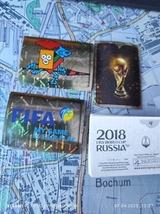 Aussuchen 1 Panini WM 2018 Sticker Wappen World Cup 2018 Russia Glitzer - Bild 1 von 6