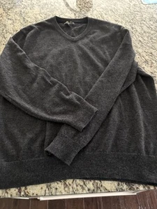 Men’s Club Room Sweater Extra Large Gray Merino Wool V Neck Long Sleeve Pullover - Picture 1 of 7